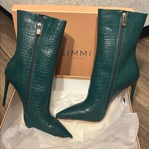 Simmi London Teal Croc-Embossed Heeled Boots. HOT!!